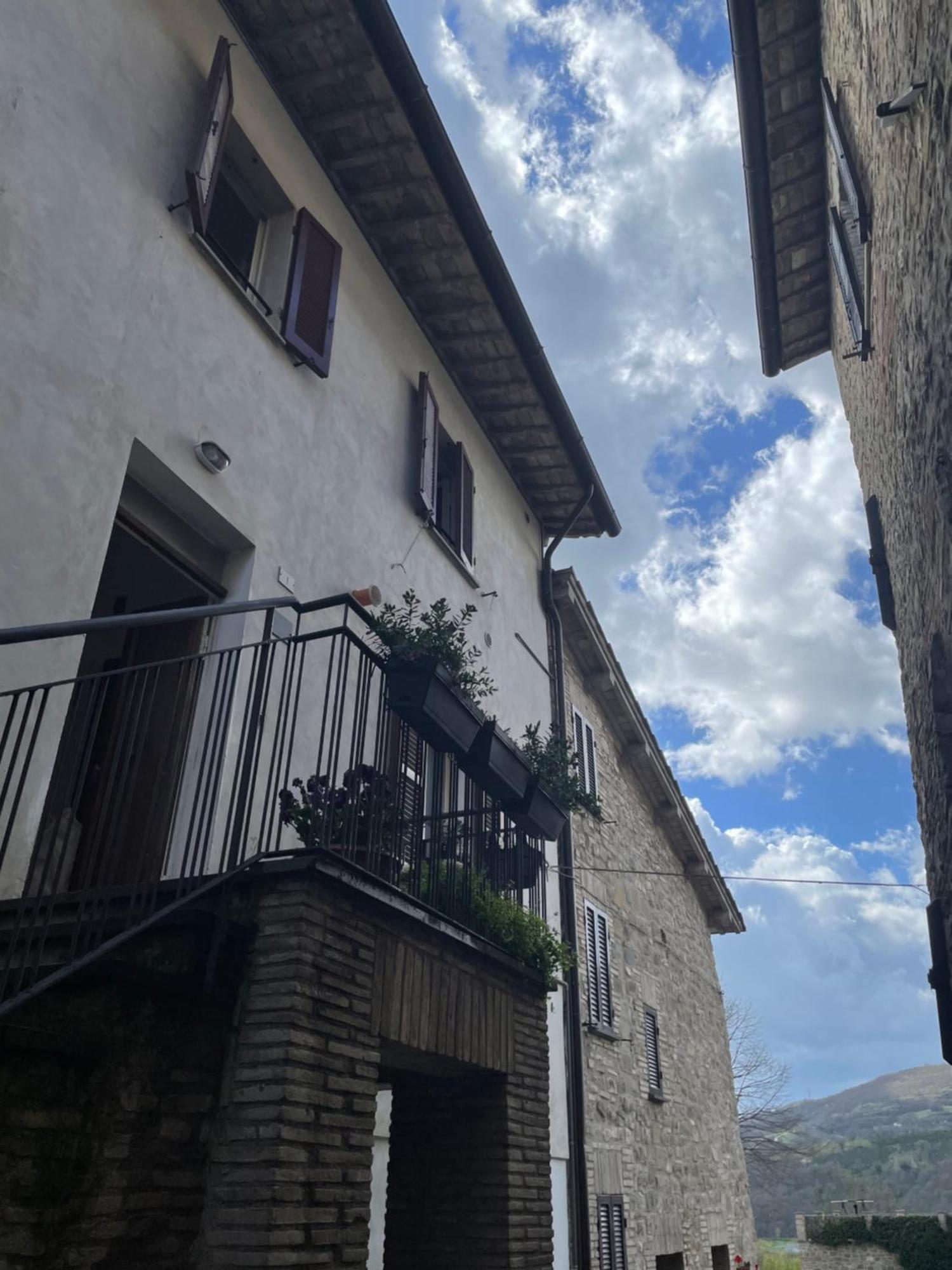 Locanda Francescana Valfabbrica Exterior photo